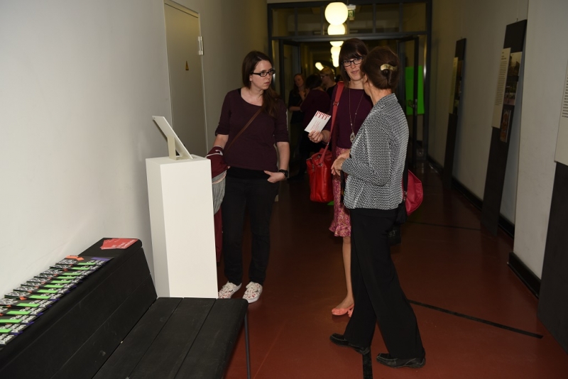 Ulrike Verch, Professorin und Departmentsleiterin im Gespräch mit Alumnae